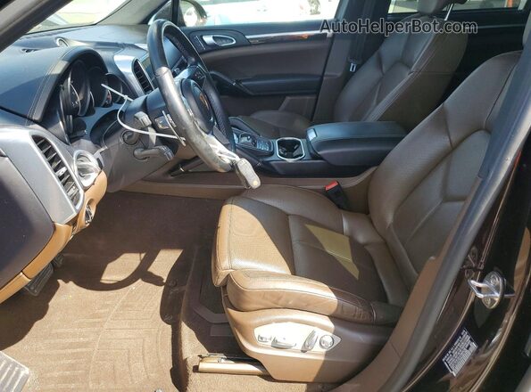 WP1AA2A23HKA84388 2017 PORSCHE CAYENNE Brown 