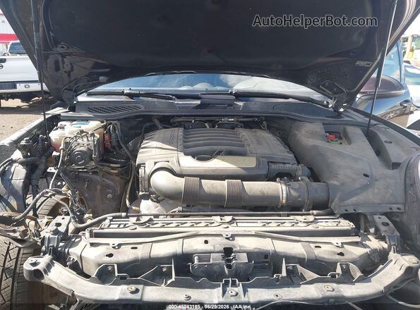 WP1AA2A24JKA02402 2018 PORSCHE CAYENNE Maroon Հետևի տեսք