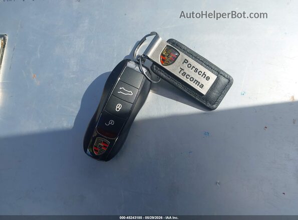 WP1AA2A24JKA02402 2018 PORSCHE CAYENNE Maroon Առջևի վահանակի տեսք
