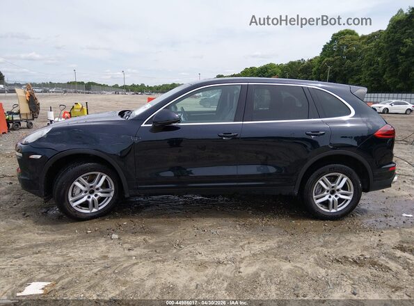WP1AA2A28HKA85956 2017 PORSCHE CAYENNE Blue Widok wnętrza 360 stopni