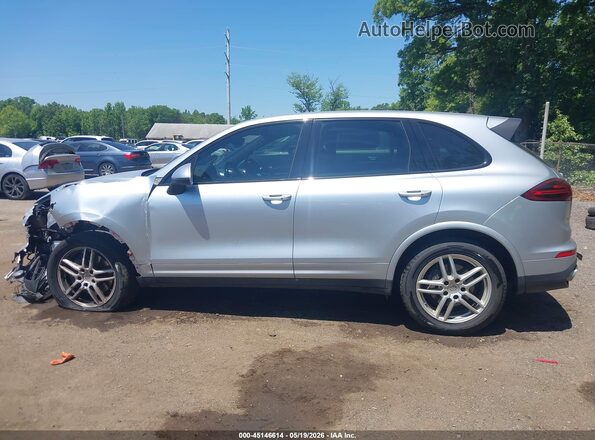 WP1AA2A2XHKA81648 2017 PORSCHE CAYENNE Серебряный Панорамный вид салона 360°