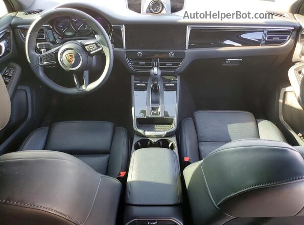 WP1AA2A51RLB09732 2024 PORSCHE MACAN Gray Вид панелі приладів