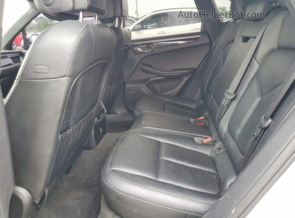WP1AA2A52HLB03498 2017 PORSCHE MACAN Gray 