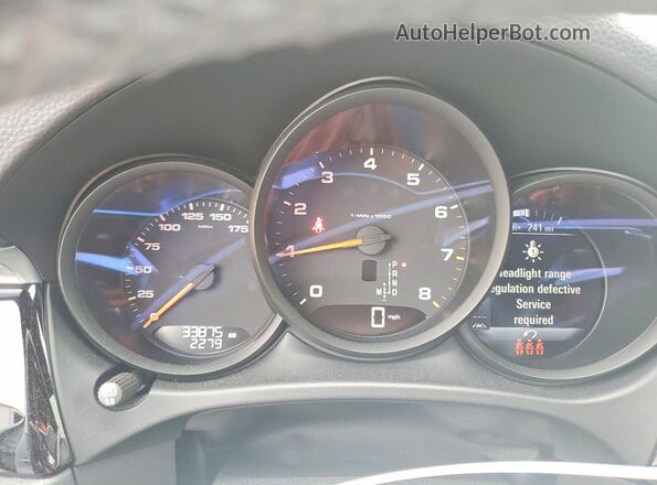 WP1AA2A52MLB16696 2021 PORSCHE MACAN Серебряный 