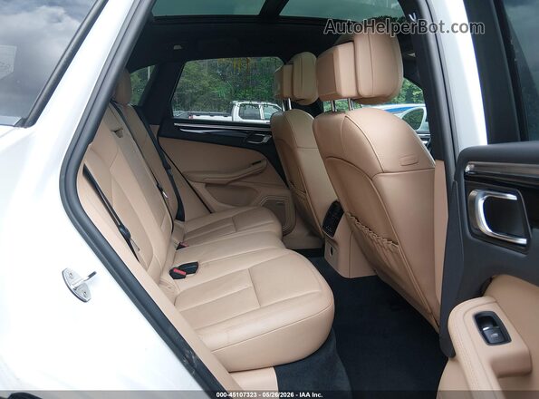 WP1AA2A52NLB01696 2022 PORSCHE MACAN Белый Вид наклейки с VIN-кодом