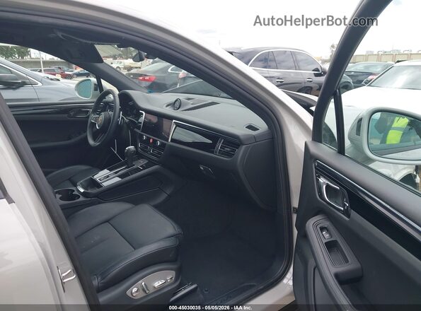 WP1AA2A52SLB00205 2025 PORSCHE MACAN Gray Вид салону спереду