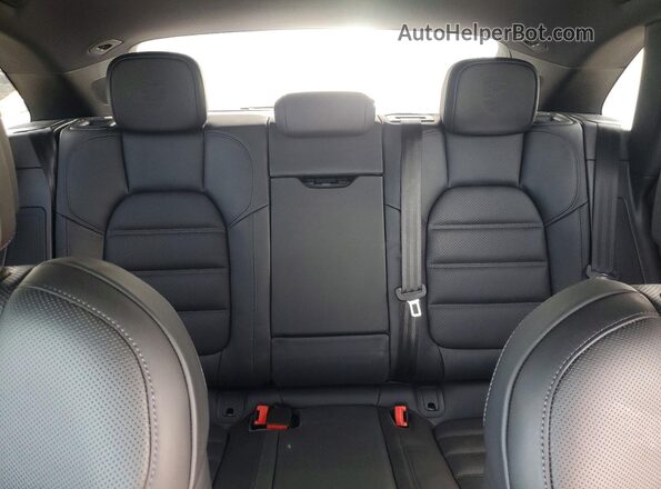 WP1AA2A52TLB08239 2026 PORSCHE MACAN Blue უკანა სავარძლების ხედი