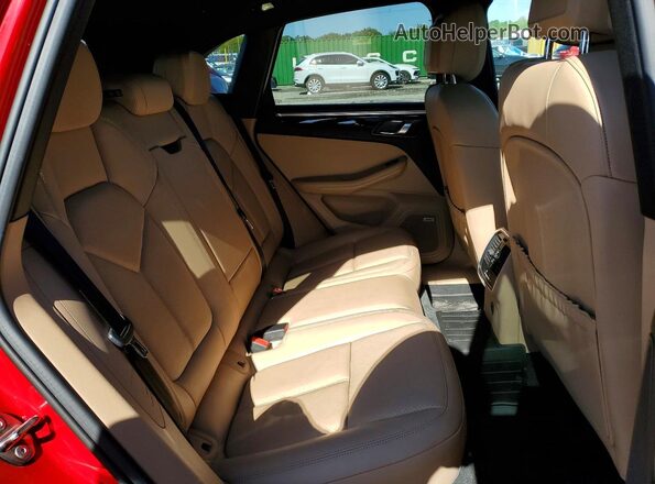 WP1AA2A54LLB04161 2020 PORSCHE MACAN Red Vista interior trasera