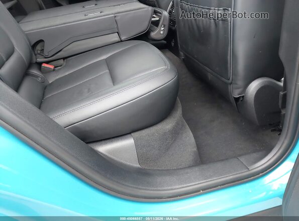 WP1AA2A54NLB06334 2022 PORSCHE MACAN Light Blue VIN sticker view