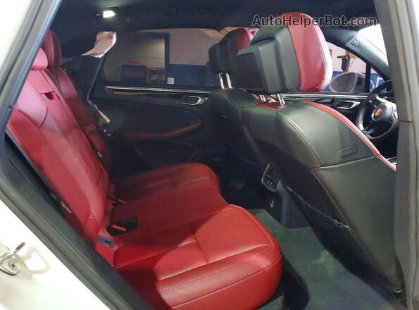 WP1AA2A54NLB08343 2022 PORSCHE MACAN Белый Вид задней части салона