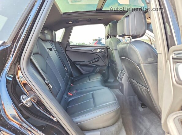 WP1AA2A55SLB11263 2025 PORSCHE MACAN Black უკანა სალონის ხედი