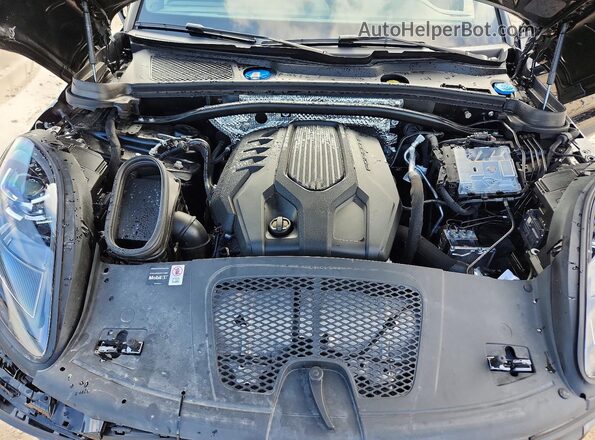 WP1AA2A55SLB11263 2025 PORSCHE MACAN Black ძრავის განყოფილების ხედი