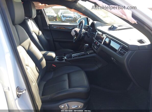 WP1AA2A56PLB21677 2023 PORSCHE MACAN White 