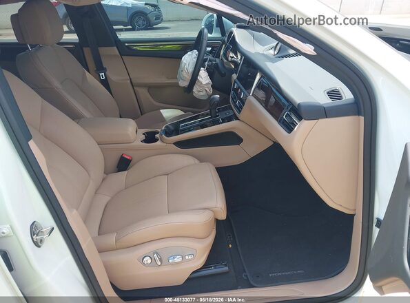 WP1AA2A56SLB00479 2025 PORSCHE MACAN Белый Вид салона спереди