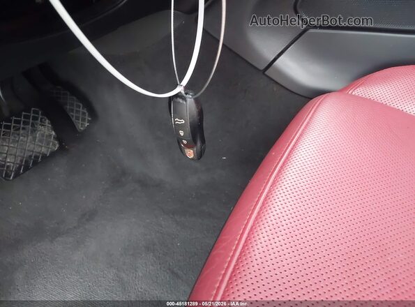 WP1AA2A57JLB19086 2018 PORSCHE MACAN Pink 