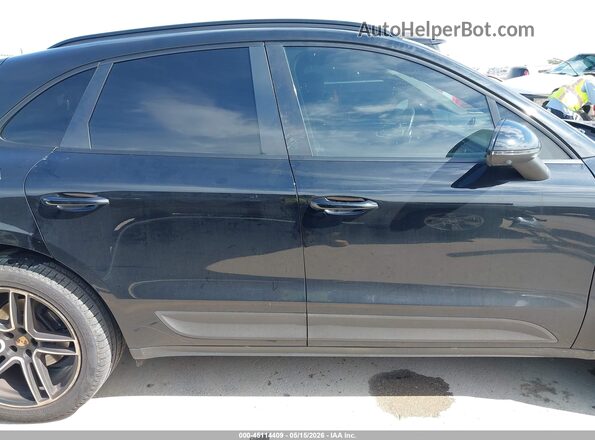 WP1AA2A5XMLB07261 2021 PORSCHE MACAN Black 