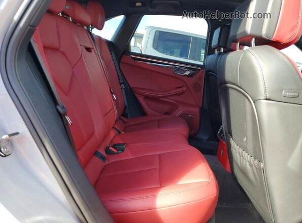 WP1AA2A5XTLB04035 2026 PORSCHE MACAN Gray Սալոնի հետևի տեսք