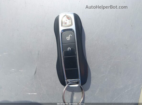 WP1AA2AY1KDA04358 2019 PORSCHE CAYENNE White Вид панелі приладів