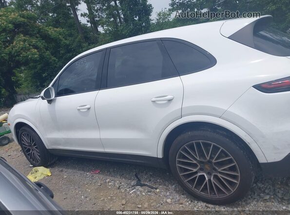 WP1AA2AY2LDA05133 2020 PORSCHE CAYENNE White 360 interior view