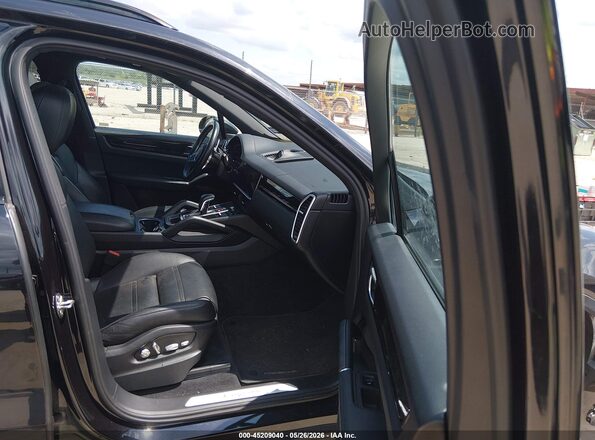 WP1AA2AY3KDA05463 2019 PORSCHE CAYENNE Black Սալոնի դիմացի տեսք