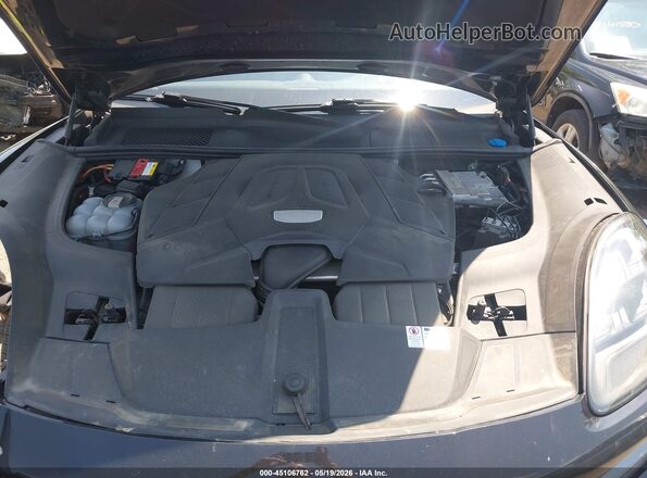 WP1AA2AY4KDA11725 2019 PORSCHE CAYENNE Черный Вид сзади