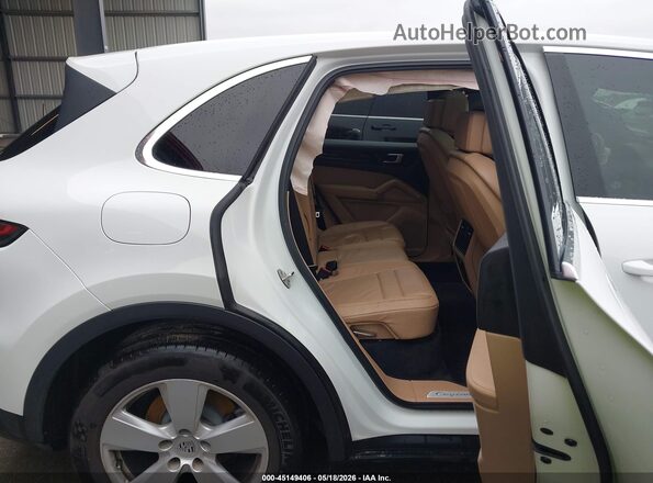 WP1AA2AY6KDA04811 2019 PORSCHE CAYENNE White VIN կոդի պիտակի տեսք