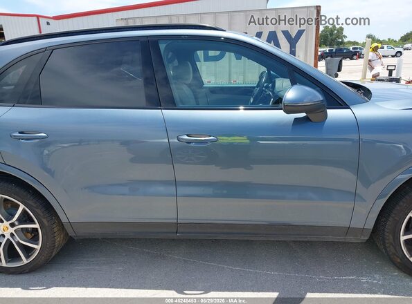 WP1AA2AY9LDA06683 2020 PORSCHE CAYENNE Blue Vista interior trasera