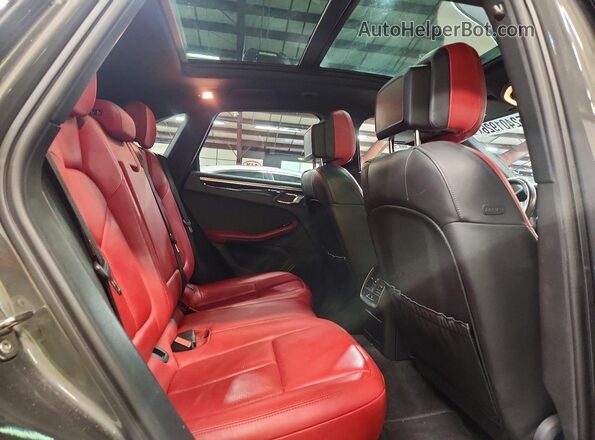 WP1AB2A50GLB42702 2016 PORSCHE MACAN Gray Widok wnętrza z tyłu