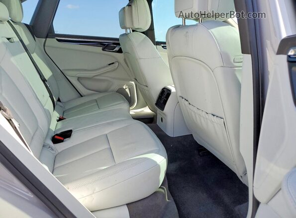 WP1AB2A53KLB30858 2019 PORSCHE MACAN Tan Widok wnętrza z tyłu