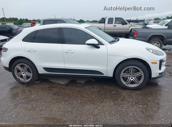 WP1AB2A53LLB32823 2020 PORSCHE MACAN White უკანა სალონის ხედი