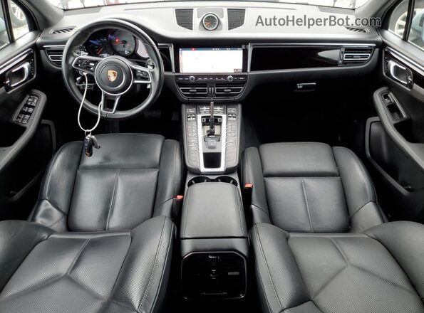 WP1AB2A55LLB32001 2020 PORSCHE MACAN Серебряный Вид панели приборов
