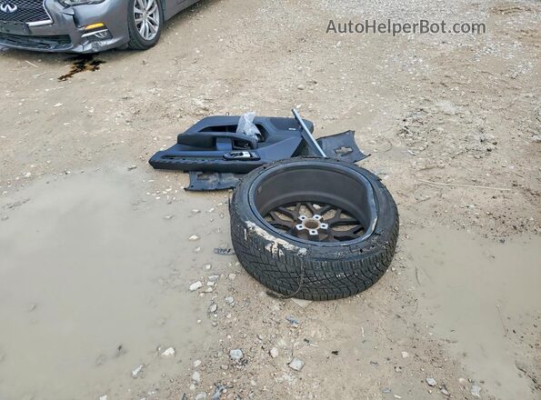 WP1AB2A58JLB33320 2018 PORSCHE MACAN White VIN կոդի պիտակի տեսք