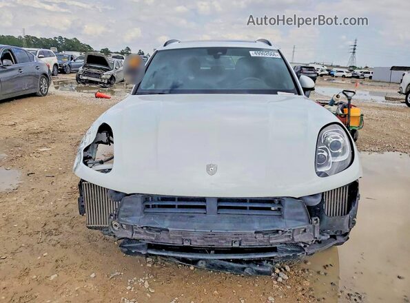 WP1AB2A58JLB33320 2018 PORSCHE MACAN White Դիմացի տեսք