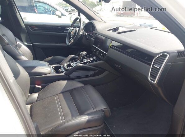WP1AB2AY7KDA62147 2019 PORSCHE CAYENNE White Вид салону спереду