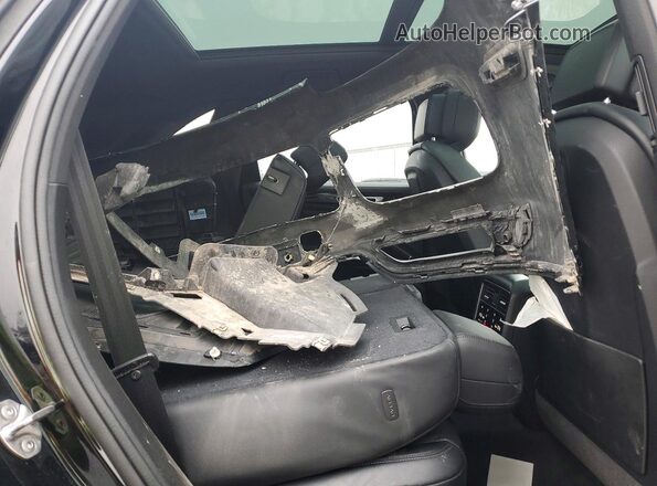 WP1AB2AY7MDA27949 2021 PORSCHE CAYENNE Black 