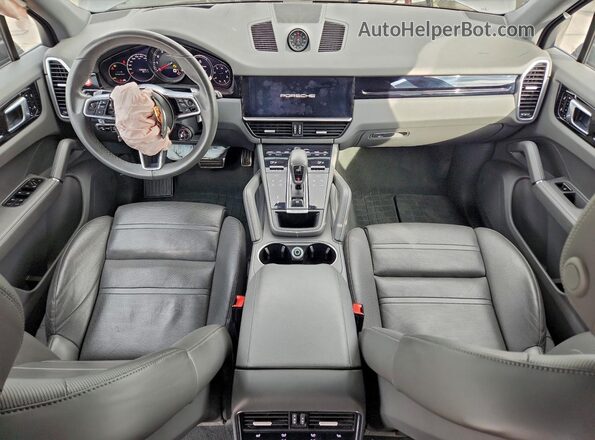 WP1AB2AY8KDA63419 2019 PORSCHE CAYENNE Gray 