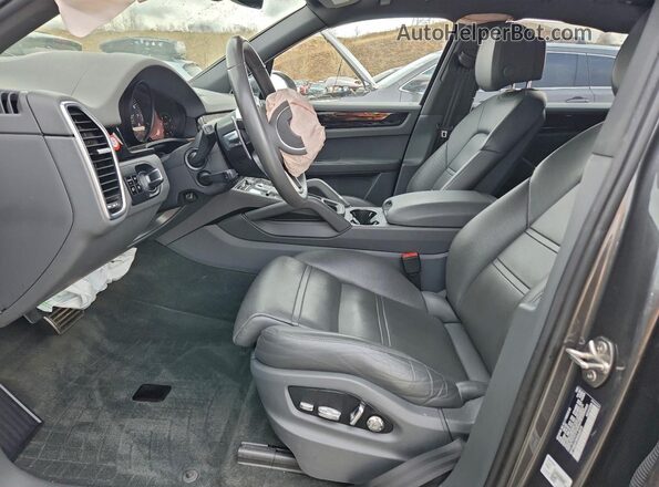WP1AB2AY8KDA63419 2019 PORSCHE CAYENNE Gray 