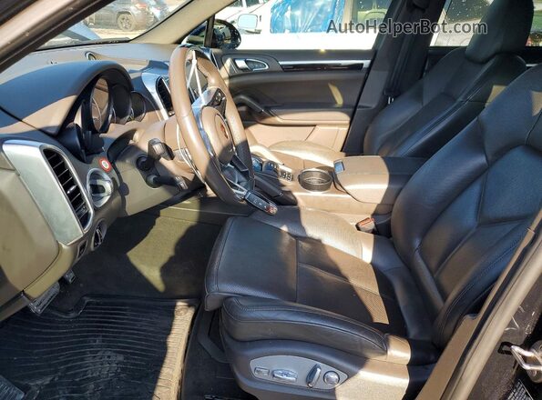 WP1AE2A26GLA63001 2016 PORSCHE CAYENNE Black Вид салону спереду