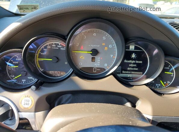 WP1AE2A26GLA63001 2016 PORSCHE CAYENNE Black Вид щитка приладів