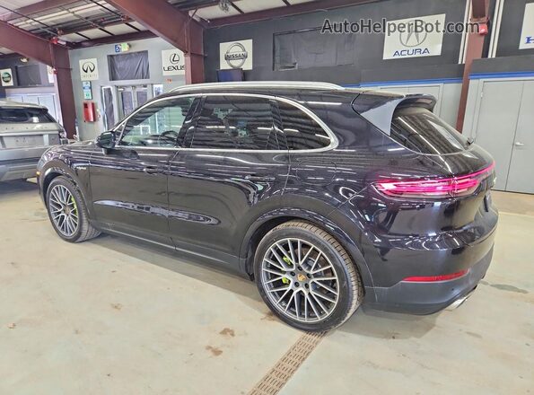 WP1AE2AY4KDA50934 2019 PORSCHE CAYENNE Black Tył lewy