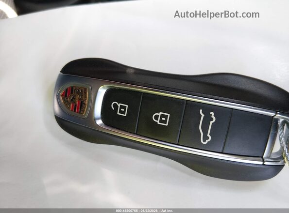 WP1AE2AYXKDA50579 2019 PORSCHE CAYENNE Light Blue Dashboard view