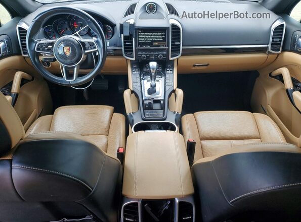 WP1AF2A26GLA40525 2016 PORSCHE CAYENNE Black Vista del salpicadero