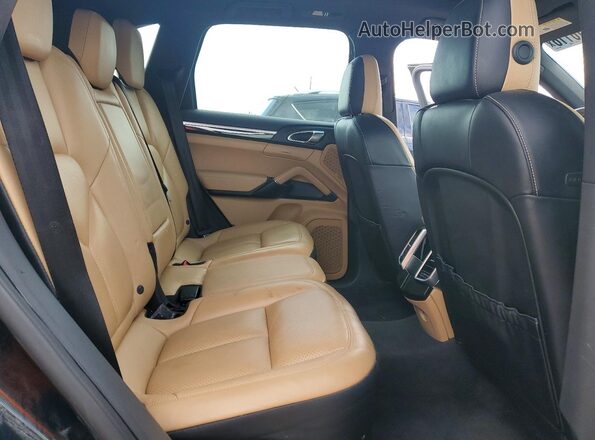 WP1AF2A26GLA40525 2016 PORSCHE CAYENNE Black Vista interior trasera