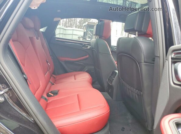 WP1AG2A50SLB41527 2025 PORSCHE MACAN Black უკანა სალონის ხედი