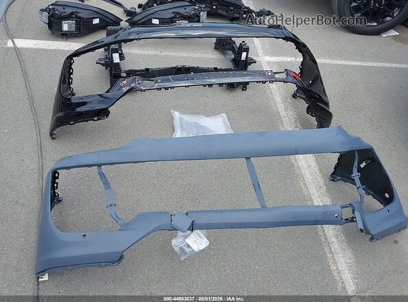 WP1AG2AY6SDA25138 2025 PORSCHE CAYENNE Black 