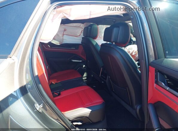 WP1AG2AY9SDA25862 2025 PORSCHE CAYENNE Серый Вид наклейки с VIN-кодом