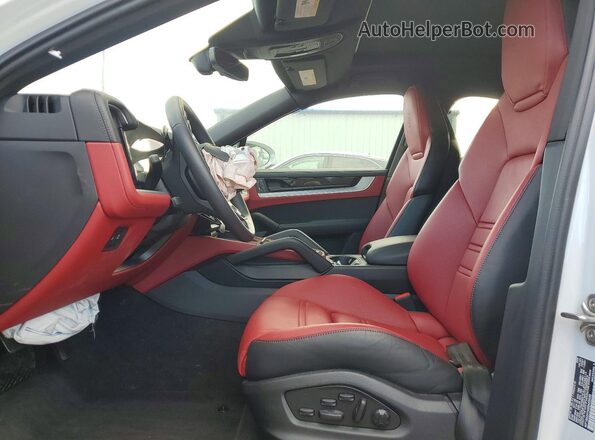 WP1BA2AY6SDA33035 2025 PORSCHE CAYENNE Белый Вид салона спереди