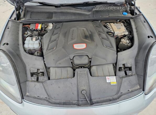 WP1BG2AY4PDA32021 2023 PORSCHE CAYENNE Silver ძრავის განყოფილების ხედი