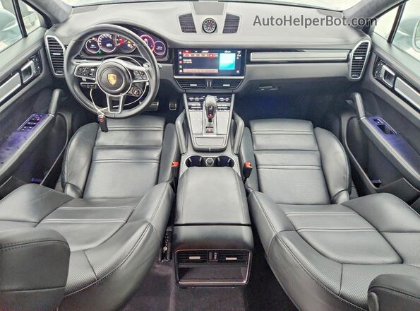 WP1BG2AY4PDA32021 2023 PORSCHE CAYENNE Silver წინა პანელის ხედი