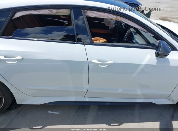WUAPCBF23NN902486 2022 AUDI RS7 White Սալոնի 360 աստիճան տեսք